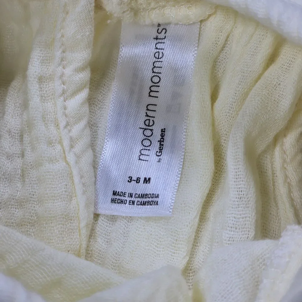 Gerber Modern Moments Off White Gauze Ruffle Top Baby Body Suit 3-6 Mo Onesie